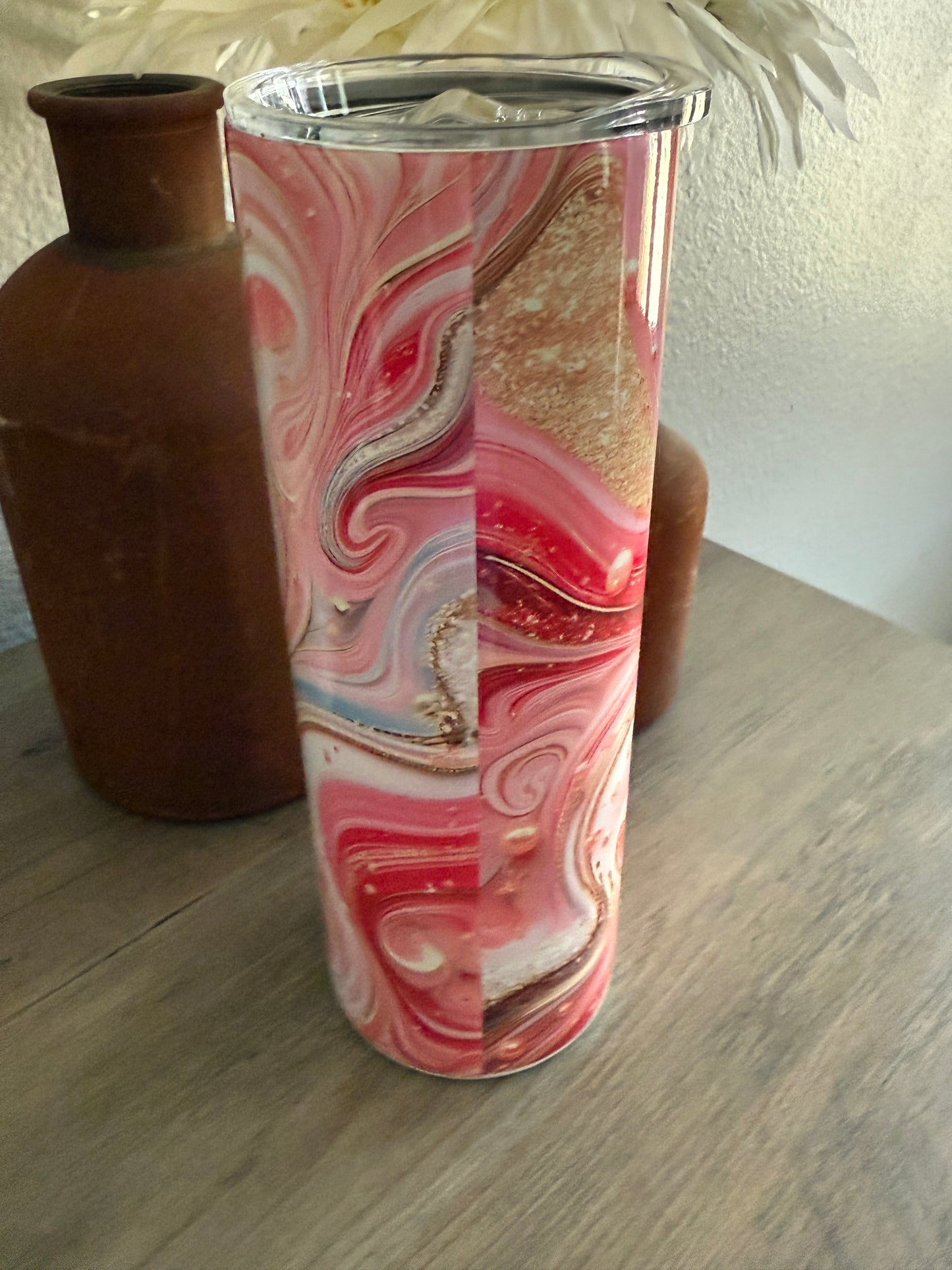 đ âSwirlinâ, Twirlinâ, and Hydratinââ 20oz Tumbler đ